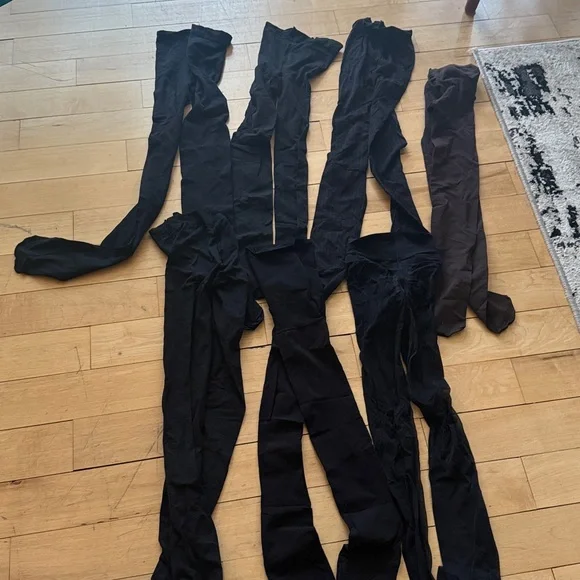 Set of 6 Black and 1 Brown Tights Collection